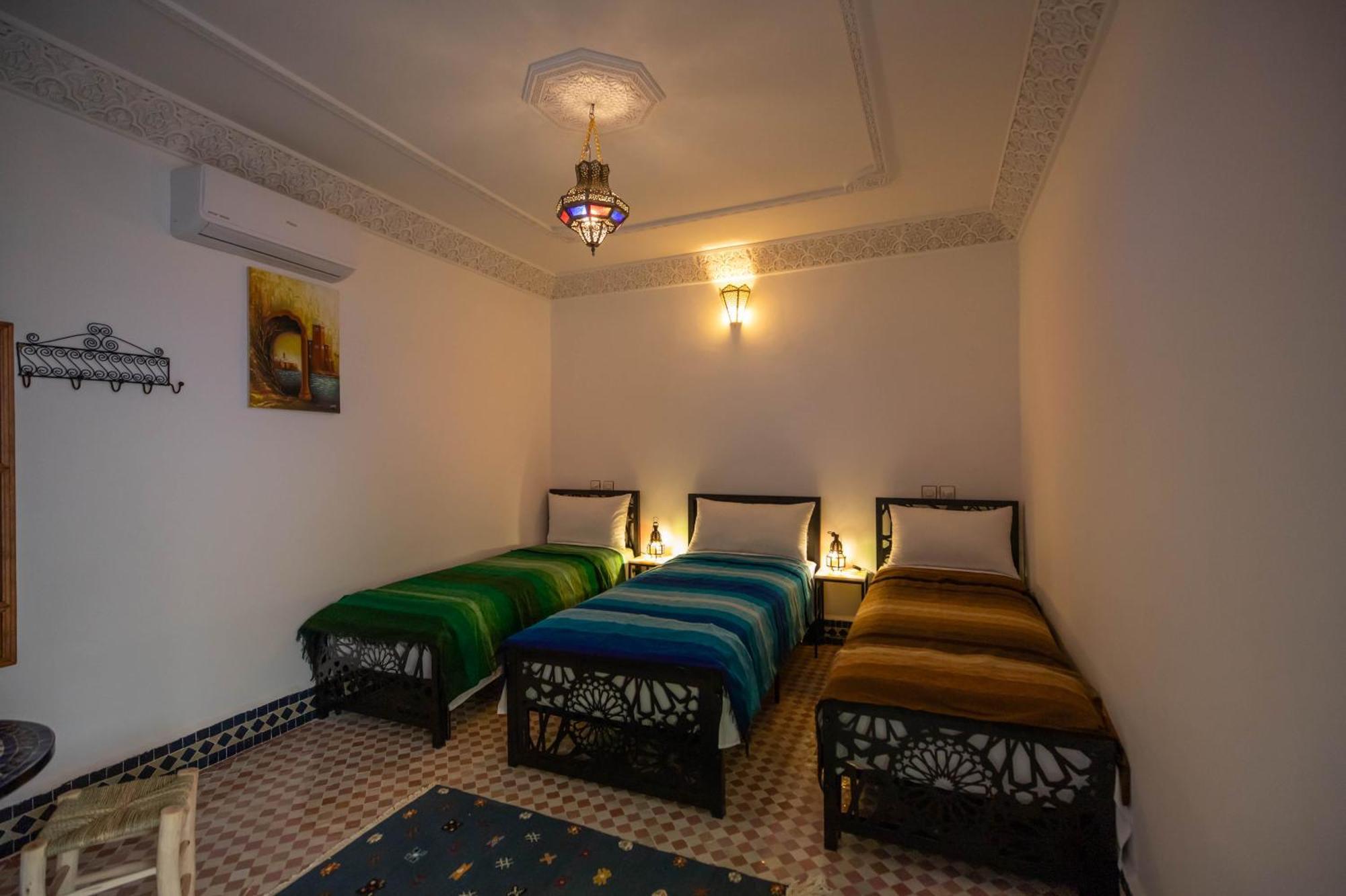 Riad Tafoukt Fez Bagian luar foto