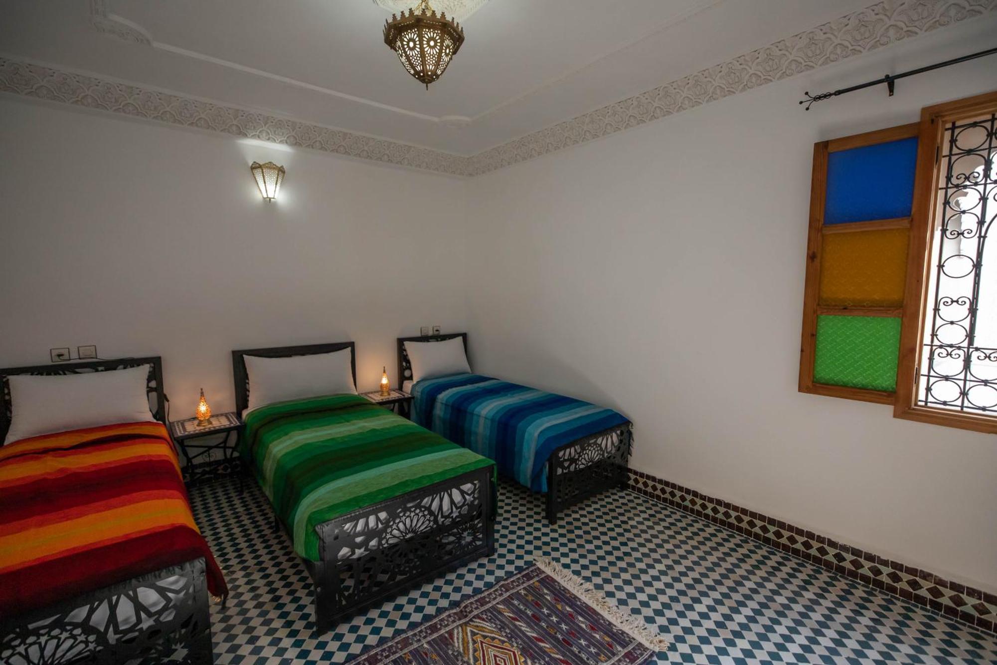 Riad Tafoukt Fez Bagian luar foto
