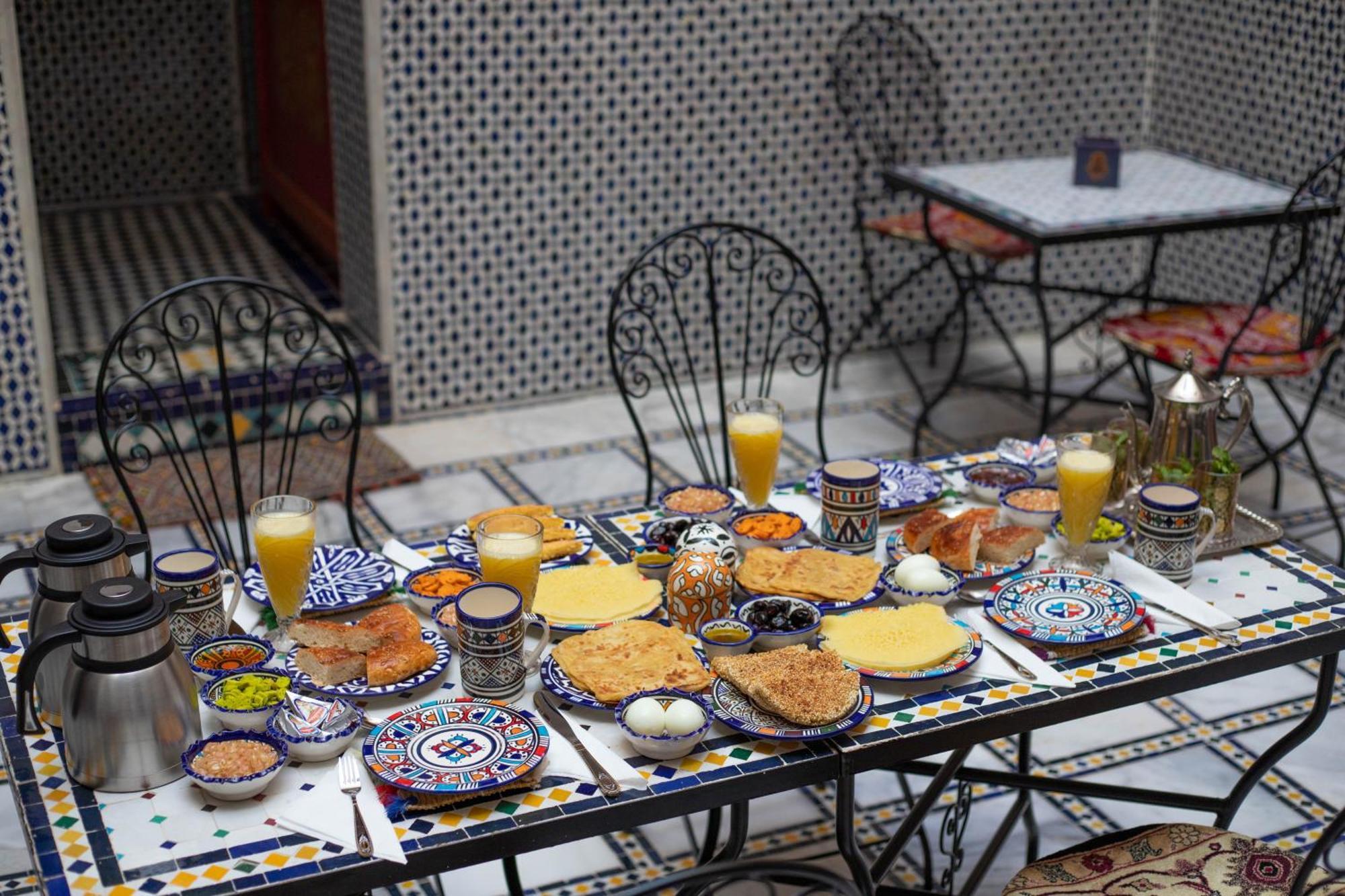 Riad Tafoukt Fez Bagian luar foto