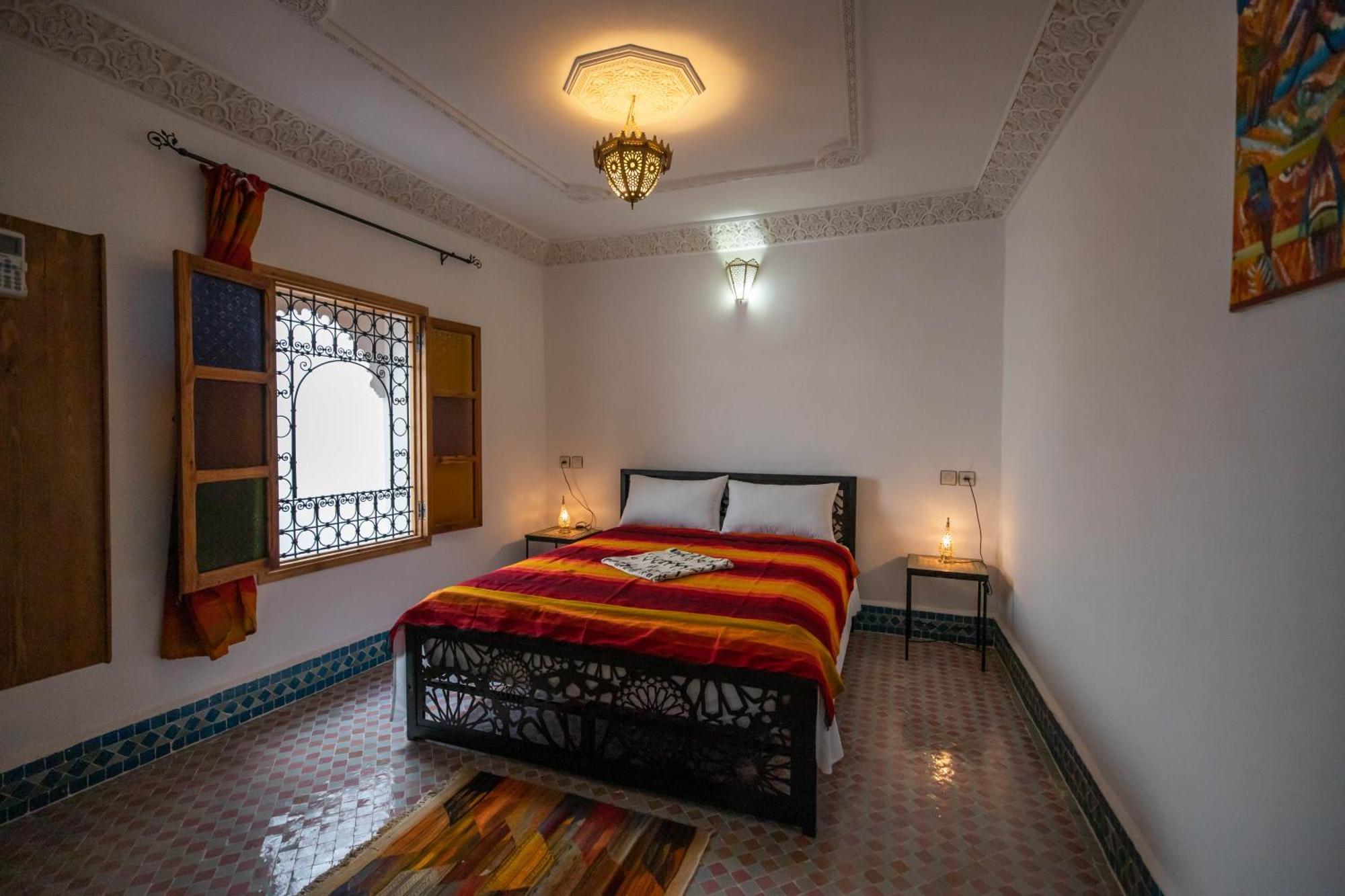 Riad Tafoukt Fez Bagian luar foto