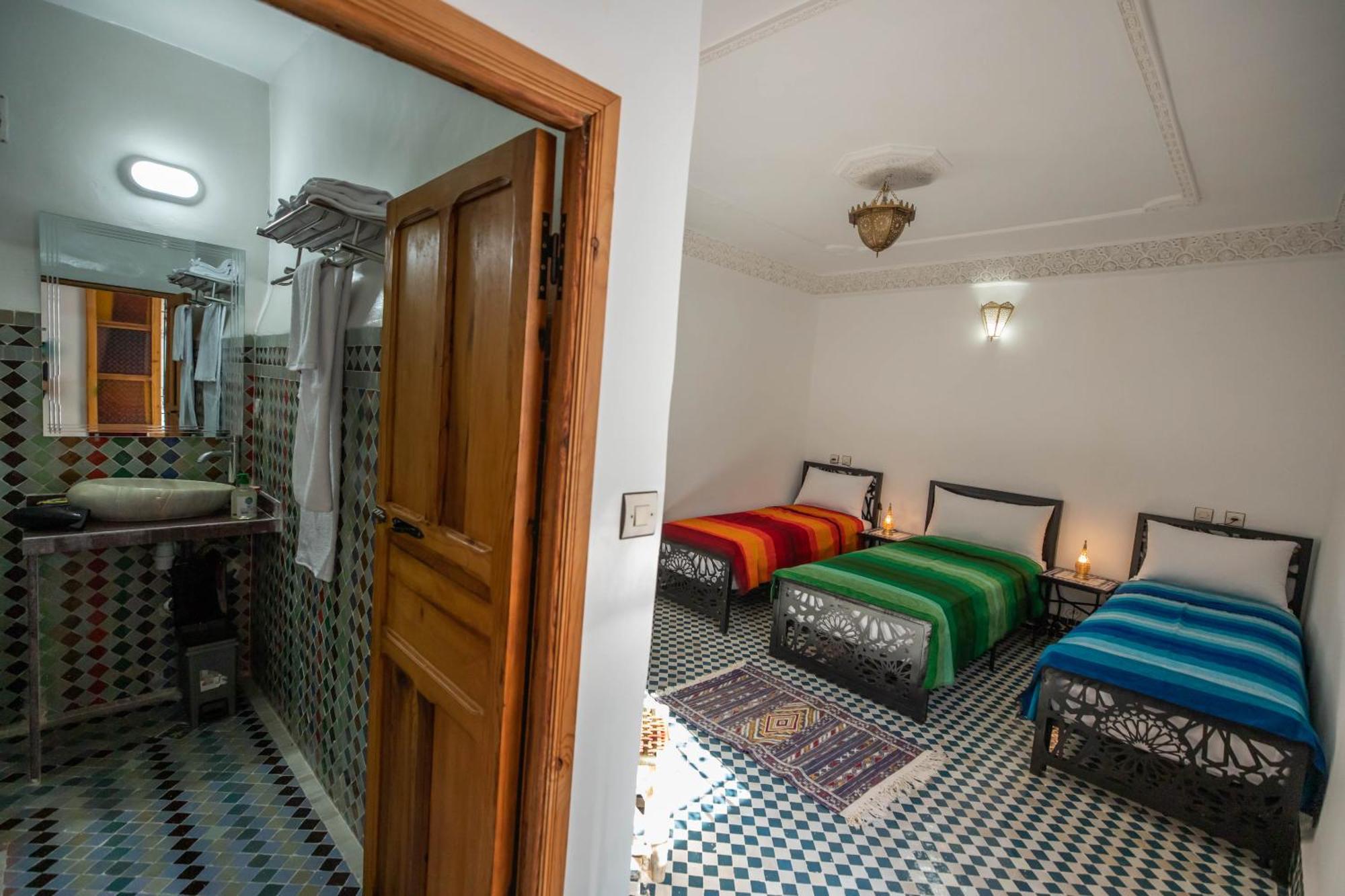 Riad Tafoukt Fez Bagian luar foto