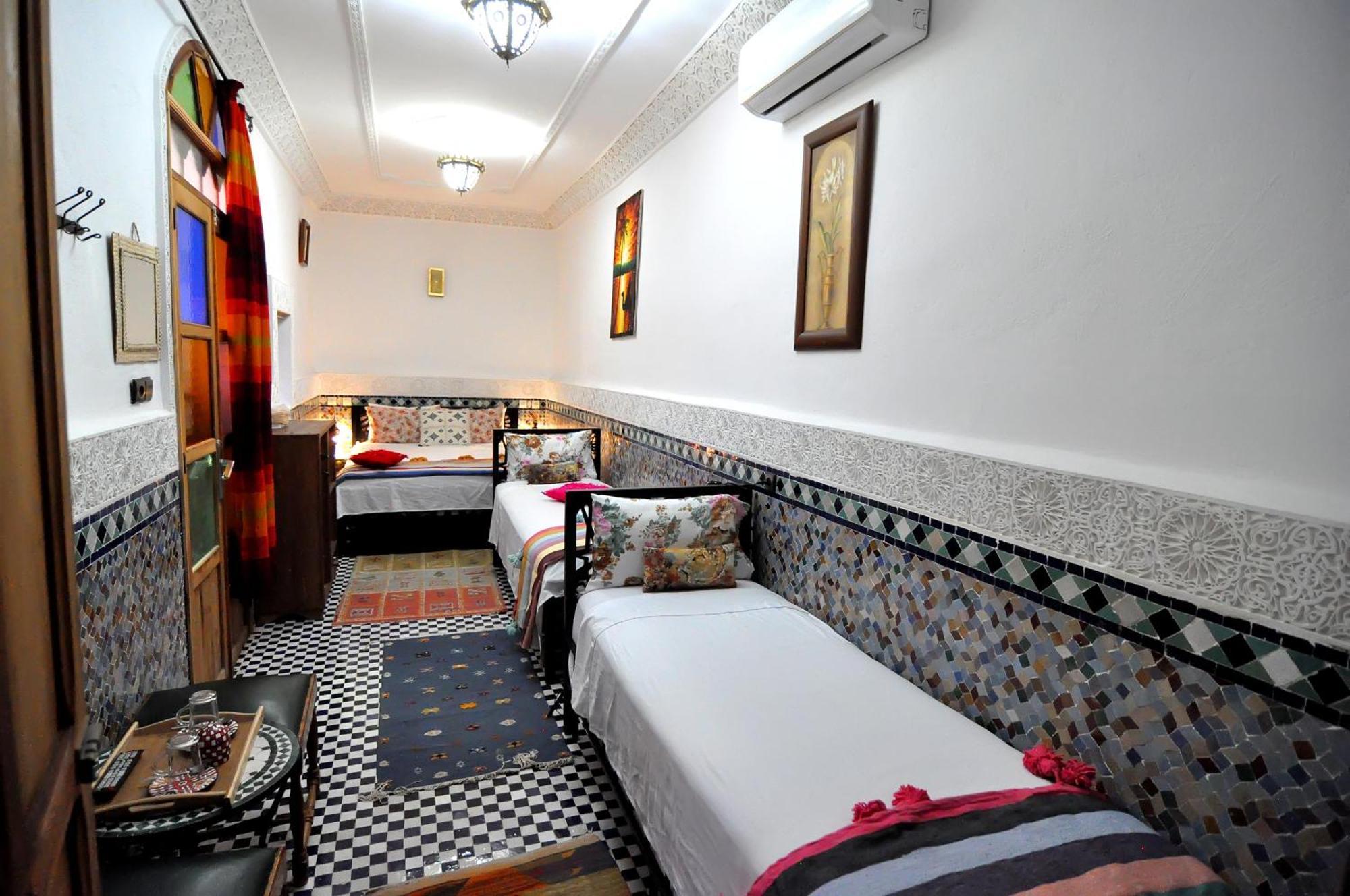 Riad Tafoukt Fez Bagian luar foto